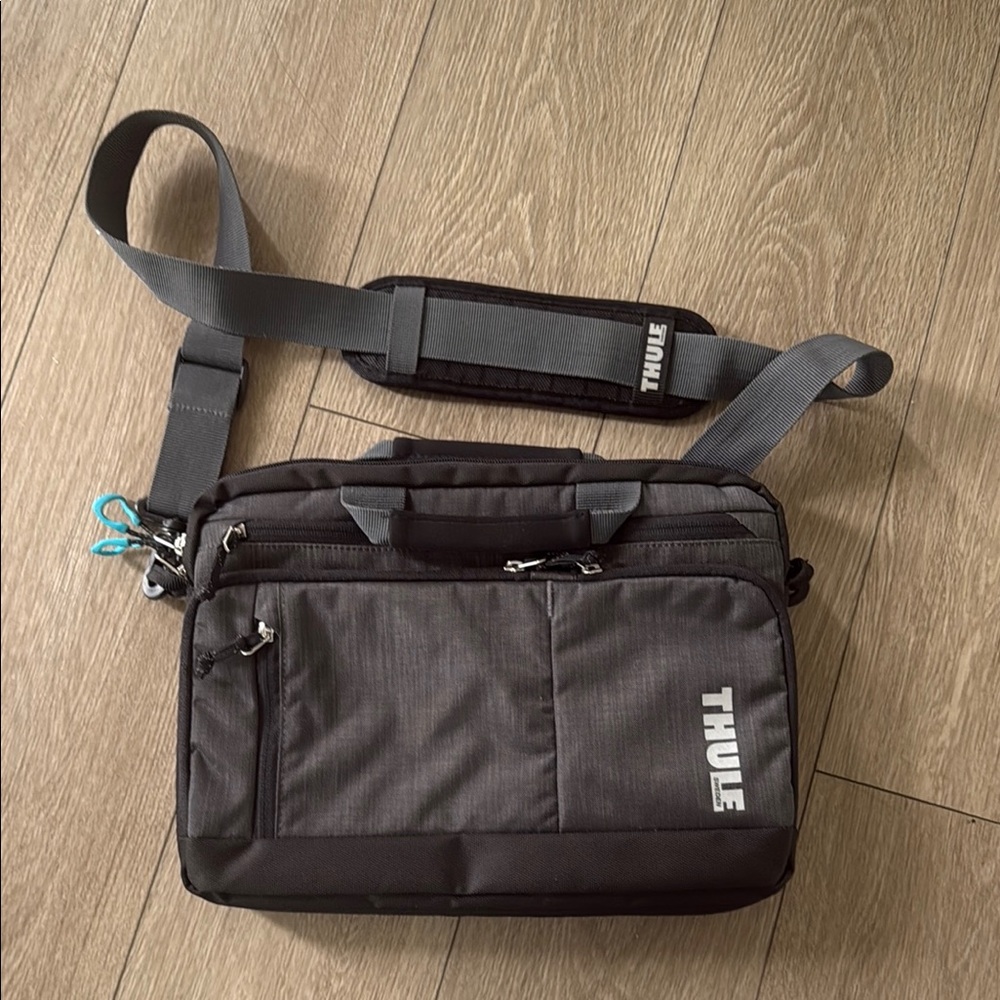 Thule Black and Gray Laptop Bag